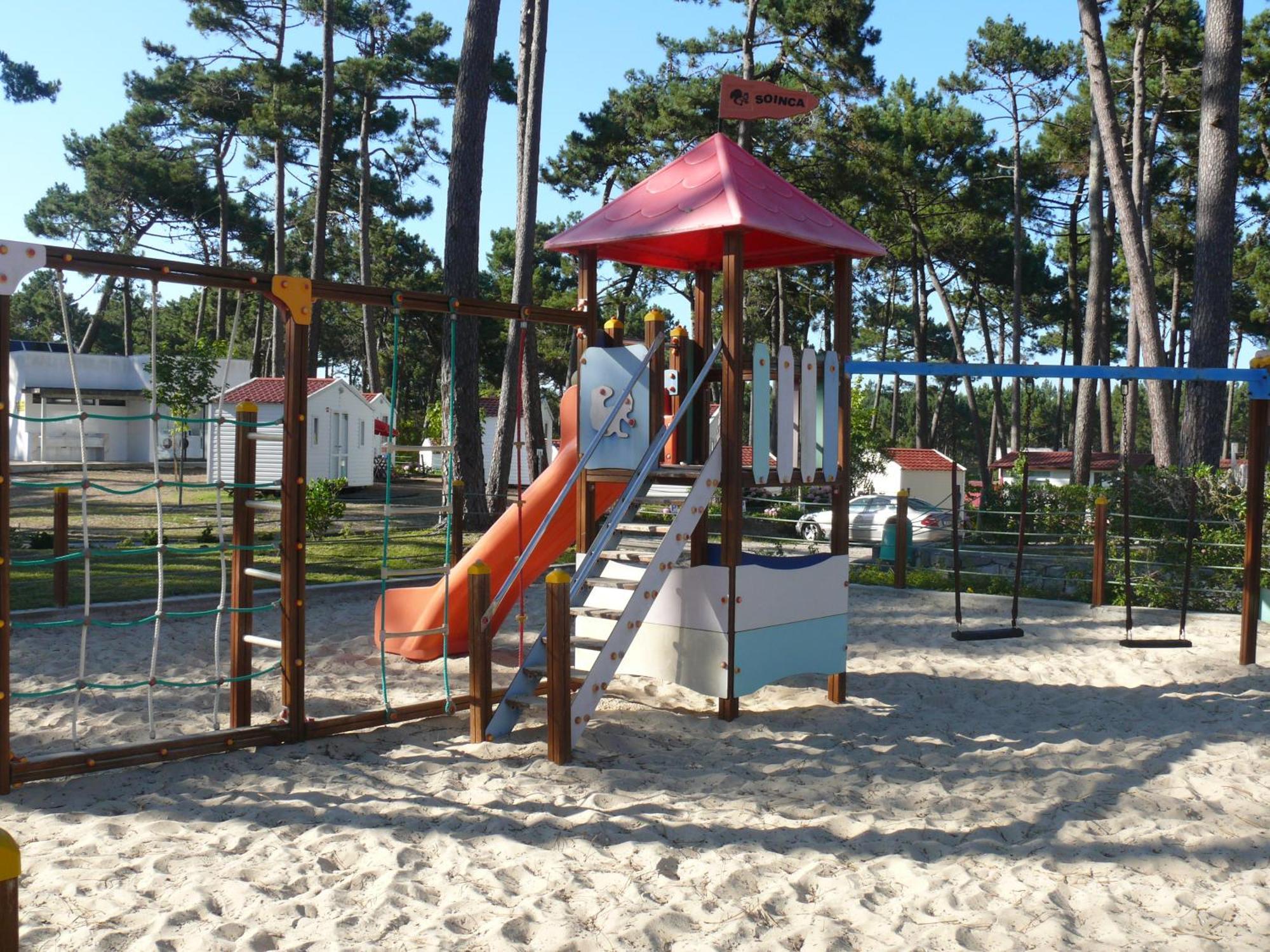 Готель Parque De Campismo Orbitur Сан-Педру-де-Муел Екстер'єр фото